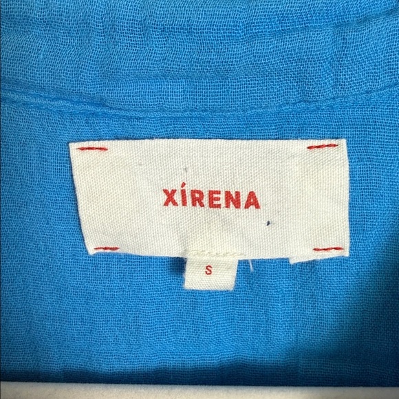 Xirena Cotton Bright Blue Button Down Shirt Size Small - Picture 2 of 6